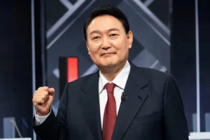 L’ancien président sud-coréen Yoon Suk Yeol inculpé pour abus de pouvoir